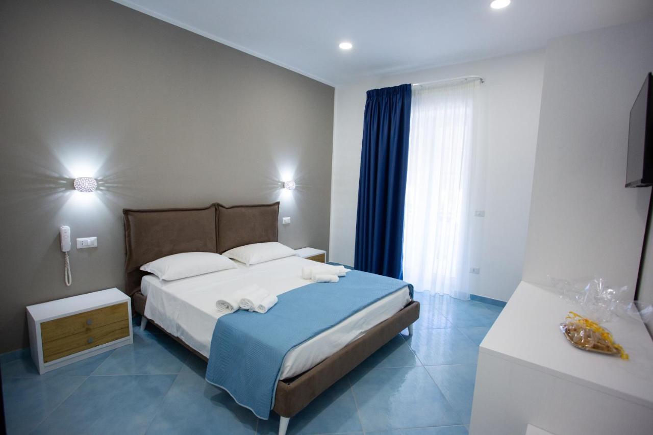 Hotel Da Alfredo Castellabate Exteriör bild